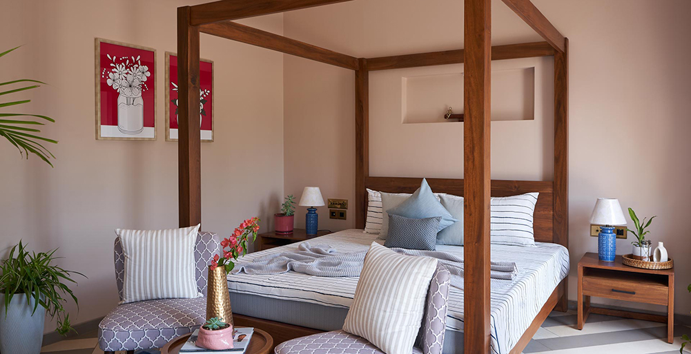 Aurelia - Villa E - Four poster bed